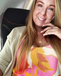 Celebrant Lee Sedgwick