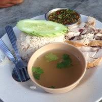 Resep mie thai pad ini membuat hidangan mie yang terkenal di dunia ini mudah ditemukan. Nasi Ayam Thai Sepang Selangor