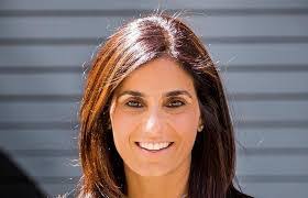 Shelley Doty's Instagram, Twitter & Facebook