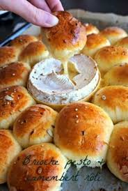 Brioche Butchy Au Pesto Camembert Roti Recette Recettes De Cuisine Cuisine