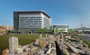 Gallery Of Spaulding Hospital Perkins Will 1 Hospital Architecture Healthcare Architecture Hospital Design