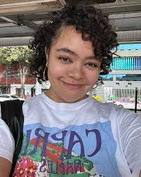 Scarlet Medina's Instagram, Twitter & Facebook