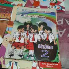 Buku siswa yang digunakan sebagai sumber belajar di kelas 3 merupakan buku tematik kurikulum 2013. Kunci Jawaban Bahasa Jawa Kelas 2 Halaman 73 View Kunci Jawaban Tantri Basa Jawa Kelas 2 Pics Subtema 1 Cara Tubuh Mengolah Udara Bersih