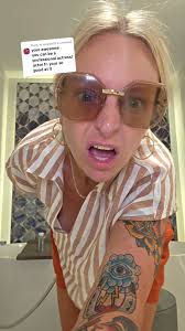 The shower head is a paid actor, too. #comedy #jokes #singlemomsaga