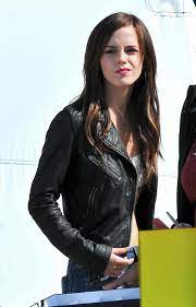 Pin On If You Re Friends With This Girl I M Sorry