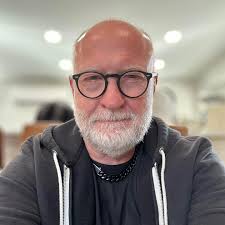 Another gorgeous summer morning in SF. Here's a photo of City Hall,