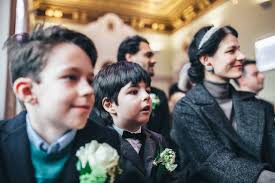 Intimate wedding in Paris in the Marais