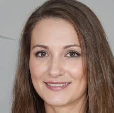 Ana Agredo's Instagram, Twitter & Facebook