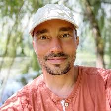 Adam Cavanaugh's Instagram, Twitter & Facebook