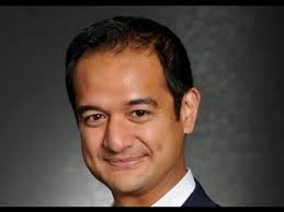 Ia juga menyebutkan dokter estetika termasuk yang sering datang ke rumah keluarga itu mengacu pada dugaan operasi plastik yang dilakukan rosmah. Pkr Bagaimana Anak Rosmah Beli Kondo Rm110j Youtube