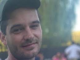 Lucinda Saunders's Instagram, Twitter & Facebook