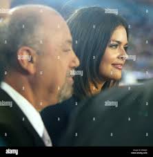 Billy joel wife hi-res stock photography and images