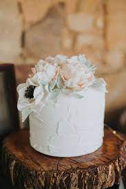 Cake Decoration Inspo Love Live Love Rustic Floral Wedding Inspiration With Copper Highlights Floral Wedding Cakes Wedding Cake Rustic Simple Wedding Cake