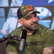 Darren Bobo's Instagram, Twitter & Facebook