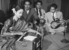 Ten Of My Favourite Geeta Dutt Songs Bhooli Bisri Sunheri Yaadein Geeta dutt born geet ghosh roy chowdhuri 23 november 1930 20 july 1972 was a prominent indian singer born in faridpur before the partition of india sh.