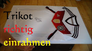 Fussball Trikot Richtig Einrahmen How To Frame A Football Jersey Youtube