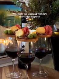 Caprice Bateman (chocolatemint62)