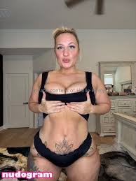 hollieberryyyyyyy nude onlyfans content revealed