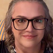 Question for people who have had a quad room with one upper and a couch  bed. Would there possibly be room to put a twin size air mattress next to  the sofa