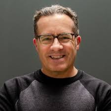 Peter Pascale's Instagram, Twitter & Facebook