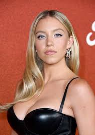 Sydney Sweeney's Hair Is So Glossy I Bet I Could See Myself in It — See  Photos