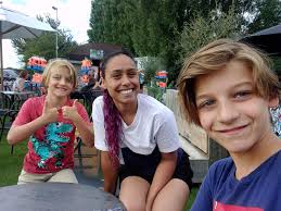 Seeking host family in Lyon or Paris for au-pair position