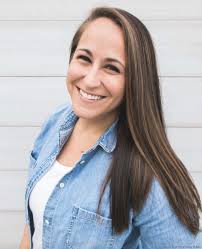 Kayla Goldman's Instagram, Twitter & Facebook