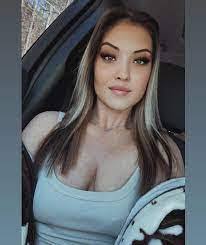 Ashley Nalley's Instagram, Twitter & Facebook