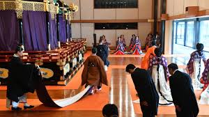 In Ancient Ceremony Japan S Emperor Naruhito Proclaims His Enthronement To The World Wamc