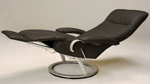 Kiri Leather Adjustable Reclining Chair Zuri Furniture Chair Recliner Chair Recliner
