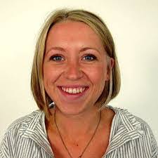 Faye Hutton's Instagram, Twitter & Facebook