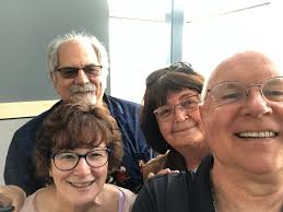 Nathan Rosenthal and Carol Silver Rosenthal caught up with founding Academy  Hill Head of School Mary Crist and her husband, Will! They enjoyed  reminiscing about the early days at Academy Hill. Happy