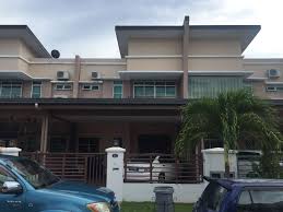 Saya kongsikan beberapa nombor telefon untuk di hubungi jika ada yang ingin mencari kereta sewa di langkawi. Find Rooms Condominium And Apartment For Rent In Malaysia Roomz Asia