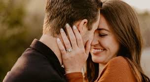 Mallory Crockett's Instagram, Twitter & Facebook