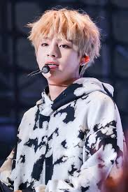 Pin By Ilknur Karabas On Taetae Thien Thần Taehyung Bts Taehyung Kim Taehyung