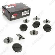 Zur befestigung wird der heizkörper ganz einfach in die vorgesehene lasche eingehängt. 10x Schweller Verkleidung Seitenschweller Befestigung Clips Fur Mercedes Neu Ebay