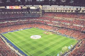 Stadium, arena & sports venue in madrid, spain. Fur 10 Ins Estadio Santiago Bernabeu Spanien Italien Flutlichtfieber