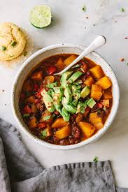 This Flavorful Vegan Butternut Squash Chili Recipe Features Tender Winter Squash Protein Slow Cooker Beans Butternut Squash Chili Butternut Squash Black Bean