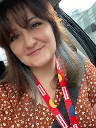 Can anyone help care for an injured juvenile pigeon in Portland?