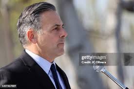 Aaron De La Torre, Gina Harpur, Bertha Chavez and guest attend a... News  Photo