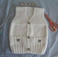 Pirinc Ornekli Sahte Cep Suslemeli Yaka Ve Kol Kesimi Kolay Cocuk Yelegi Yapimi 1 Yas Baby Knitting Patterns Bebek Yelek Baby Outfits