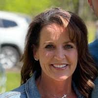 Diana Milligan's Instagram, Twitter & Facebook