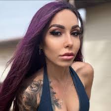 Jacquelyn Herron's Instagram, Twitter & Facebook