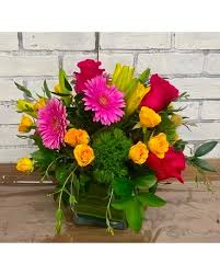 Midtown flowers inc is a flowershop run by robert stewart in naples, fl. Naples Florist Flower Delivery By Driftwood Garden Center Florist