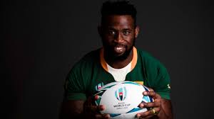 Our springbok captain, siya kolisi, just recently took a seat for an intimate conversation with men's health publication as well… British Irish Lions Siya Kolisi South Africa S Bear And Standard Bearer