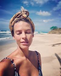 Pregnancy has been beautiful for the most part and as i head to the big day i take comfort in the… Torah Bright Auf Instagram I Ve Been On A Soulful Adventure Disconnecting From The Digital World Learning To Give To Myself And Love Myself So Hard Putting