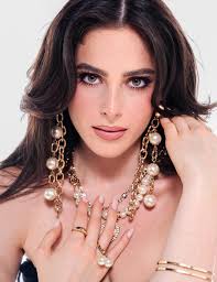 Support for miss universe contestant