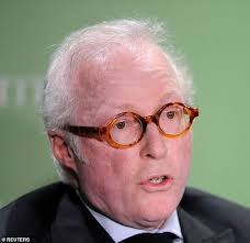 Manhattan hedge funder pays $1bn to ex-wife, 64, after she left him for  FEMALE gallerist