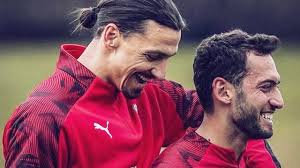 Последние твиты от hakan çalhanoğlu (@hakanc10). Ibrahimovic S First Words To Calhanoglu Perfectly Sum Him Up Oh My Goal Youtube