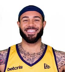 Grandy Glaze's Instagram, Twitter & Facebook